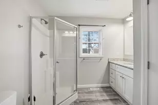 140 Temby St, Springfield, MA 01119 - Photo 12