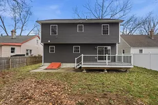 140 Temby St, Springfield, MA 01119 - Photo 36