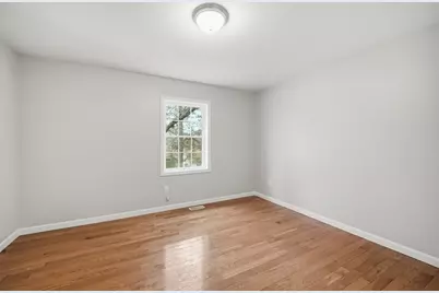 140 Temby St, Springfield, MA 01119 - Photo 22