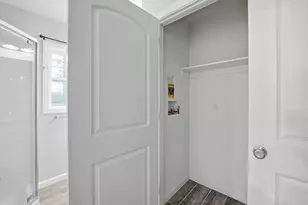 140 Temby St, Springfield, MA 01119 - Photo 14