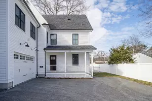 405 Parker St, Newton, MA 02459 - Photo 2