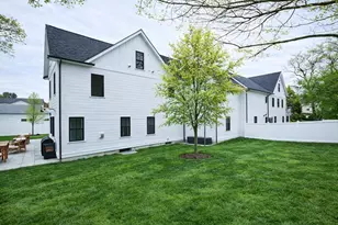 405 Parker St, Newton, MA 02459 - Photo 42