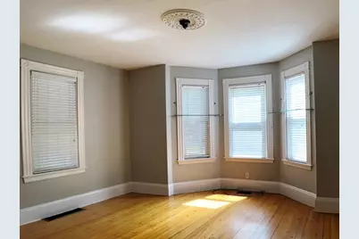 128 Chestnut St #1, Brookline, MA 02445 - Photo 6