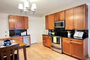 128 Chestnut St, Brookline, MA 02445 - Photo 2