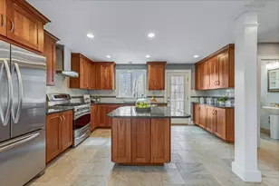 38 Cerdan Ave, Boston, MA 02132 - Photo 6