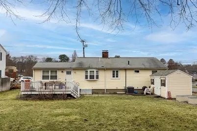 4 Magnolia Ter, Stoneham, MA 02180 - Photo 18