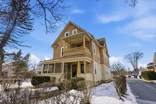 33 North Blvd, West Springfield, MA 01089 - Photo 1