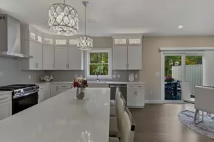 5 Elise Ave, Londonderry, NH 03053 - Photo 16