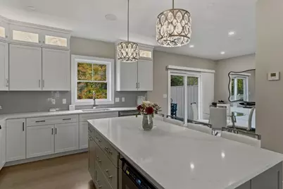 5 Elise Avenue #94, Londonderry, NH 03053 - Photo 8