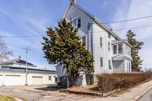 58 Downing St, Fall River, MA 02723 - Photo 4