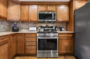 65 Hawthorne Dr, Bedford, NH 03110 - Photo 20