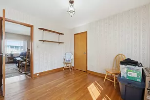 1417 Globe St, Fall River, MA 02721 - Photo 8