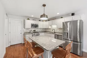 517 Ideal Ln, Ludlow, MA 01056 - Photo 4