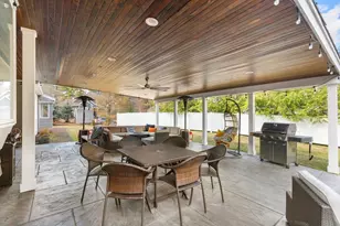 319 Lowell St, Lynnfield, MA 01940 - Photo 38