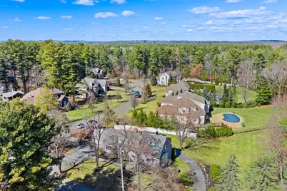 319 Lowell St, Lynnfield, MA 01940 - Photo 2