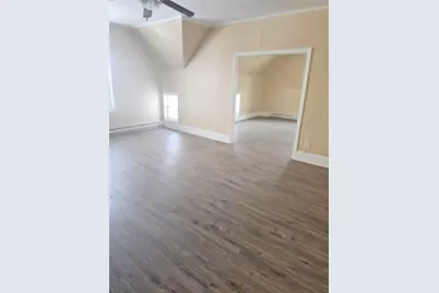 25 Lester St #3, Fall River, MA 02724 - Photo 4