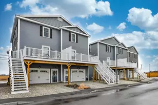 207 Beach Rd, Salisbury, MA 01952 - Photo 1