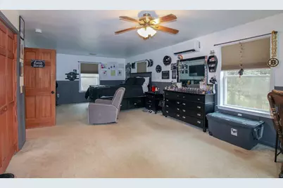 261 Greenwich Rd, Ware, MA 01082 - Photo 26