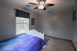 261 Greenwich Rd, Ware, MA 01082 - Photo 20