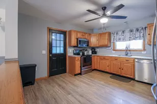 261 Greenwich Rd, Ware, MA 01082 - Photo 8