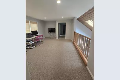 20 Farm Pond Rd, Dracut, MA 01826 - Photo 18