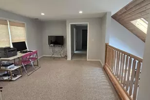 20 Farm Pond Rd, Dracut, MA 01826 - Photo 18