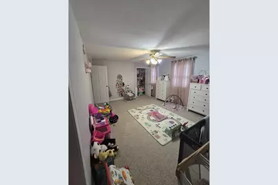 20 Farm Pond Rd, Dracut, MA 01826 - Photo 34
