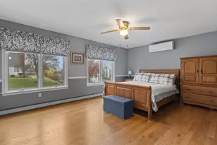 16 Flint Pond Rd, Worcester, MA 01604 - Photo 24