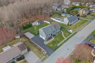 16 Flint Pond Rd, Worcester, MA 01604 - Photo 4