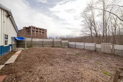 102 Grove St, Chicopee, MA 01020 - Photo 8
