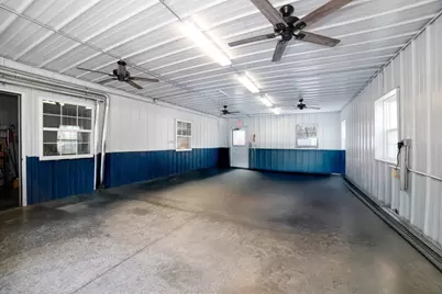 102 Grove St, Chicopee, MA 01020 - Photo 14