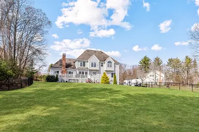 20 Constitution Cir, Holliston, MA 01746 - Photo 32