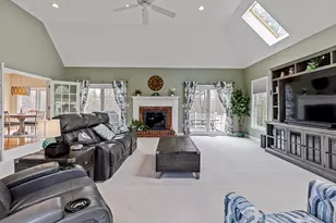 20 Constitution Cir, Holliston, MA 01746 - Photo 14