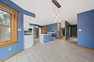 4 Gloria Dr, Mansfield, MA 02048 - Photo 10