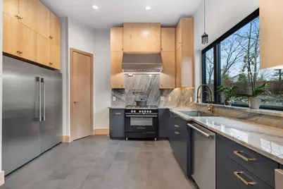 71 Grove St, Brookline, MA 02467 - Photo 22