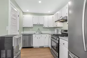 71 Kennedy Dr, Chelmsford, MA 01863 - Photo 8