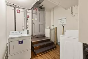 35 Bay State Rd, Boston, MA 02215 - Photo 6