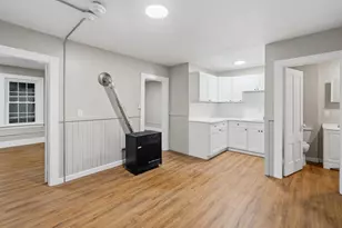 44 Pratt St, Fitchburg, MA 01420 - Photo 6