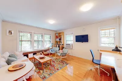 34 Ash St #204, Cambridge, MA 02138 - Photo 2