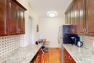 34 Ash St, Cambridge, MA 02138 - Photo 6