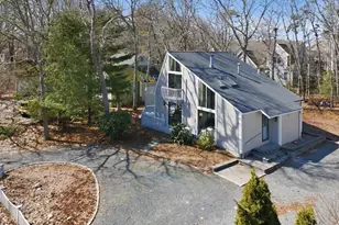 18 Sand Dollar Ln, Mashpee, MA 02649 - Photo 4