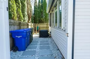 17 Lombard St, Springfield, MA 01105 - Photo 26