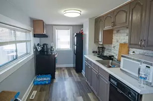 17 Lombard St, Springfield, MA 01105 - Photo 10