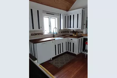 51 Walker St #1, Falmouth, MA 02540 - Photo 2