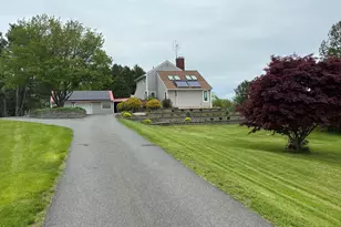 169 Old Albany Rd, Greenfield, MA 01301 - Photo 2