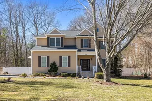 60 Shufelt Rd, Walpole, MA 02071 - Photo 2