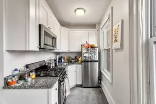 62 W Cedar St, Boston, MA 02114 - Photo 8