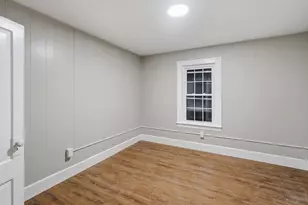 44 Pratt St, Fitchburg, MA 01420 - Photo 12