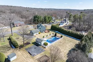 17 Stoneybrook Rd, Grafton, MA 01536 - Photo 4