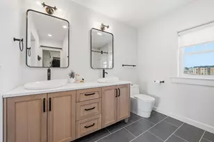 35 Tuckerman St, Boston, MA 02127 - Photo 24